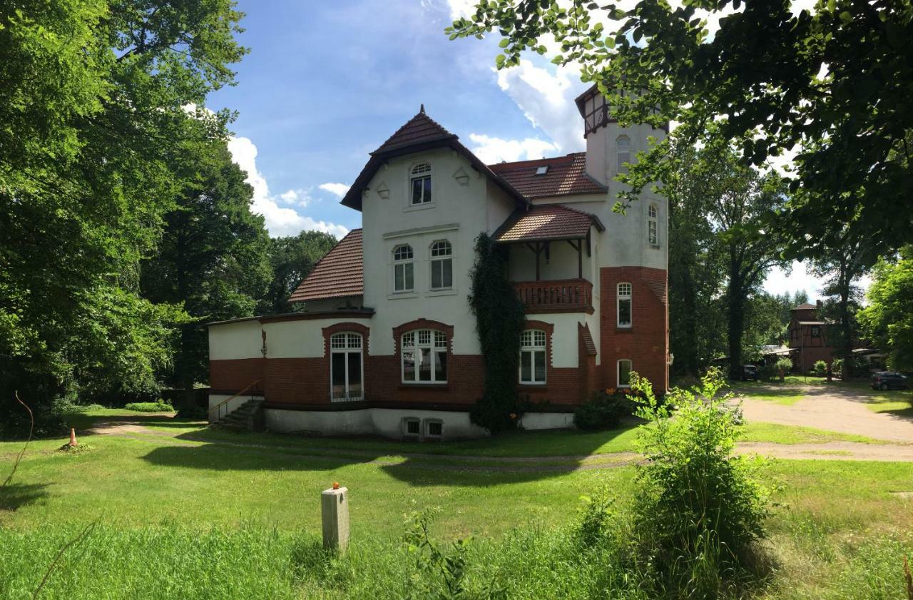 Villa Blumenthal Людвигслюст Экстерьер фото